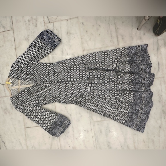 Veronica Beard Dinia Multicolor Geometric dress with slight cutout. - Picture 4 of 7